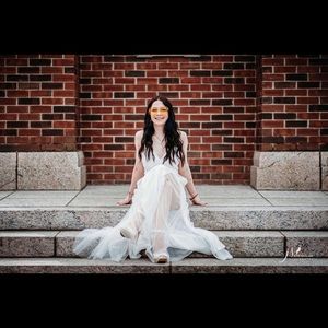 Meet your Posher, Sierra